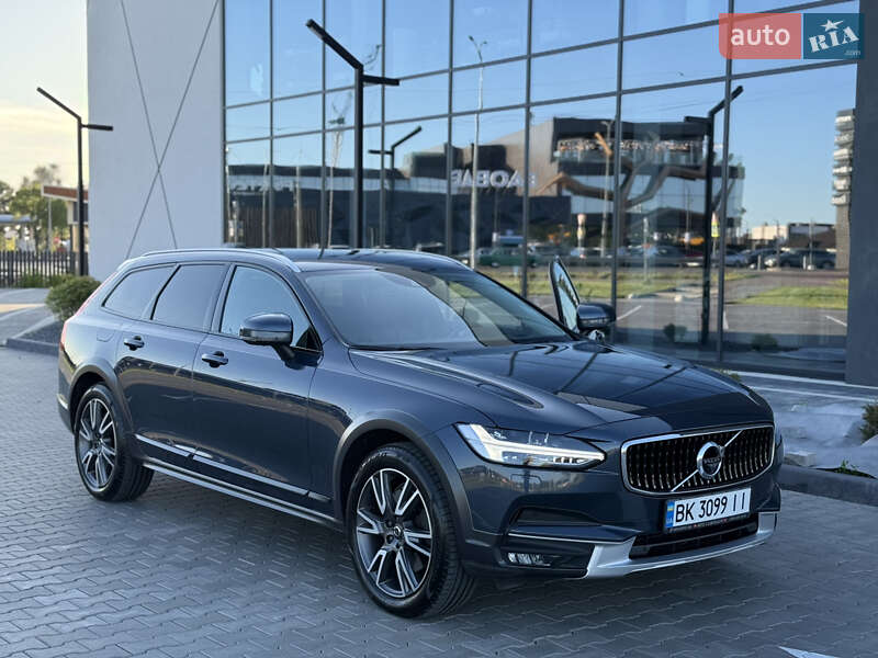 Универсал Volvo V90 Cross Country 2018 в Луцке