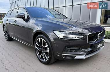 Універсал Volvo V90 Cross Country 2023 в Харкові