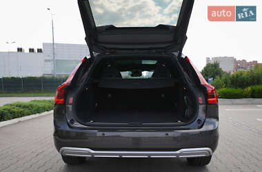 Універсал Volvo V90 Cross Country 2023 в 