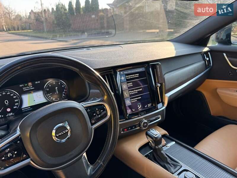 Універсал Volvo V90 Cross Country 2017 в Рівному