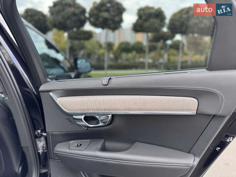 Універсал Volvo V90 Cross Country 2022 в Дніпрі фото 35 Універсал Volvo V90 Cross Country 2022 в Дніпрі