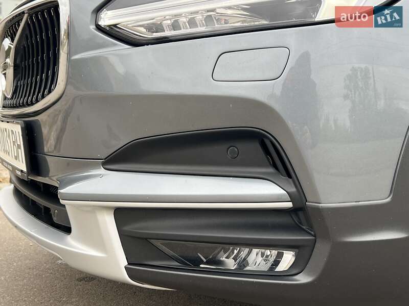 Універсал Volvo V90 Cross Country 2018 в Києві