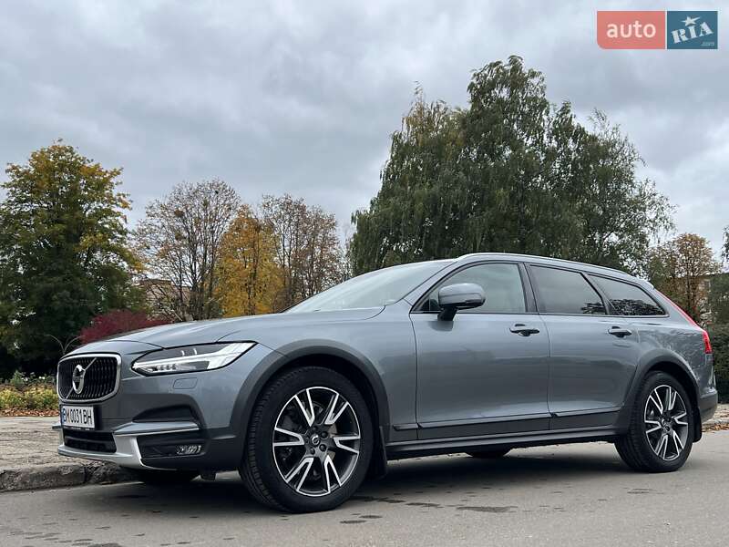 Універсал Volvo V90 Cross Country 2018 в Києві