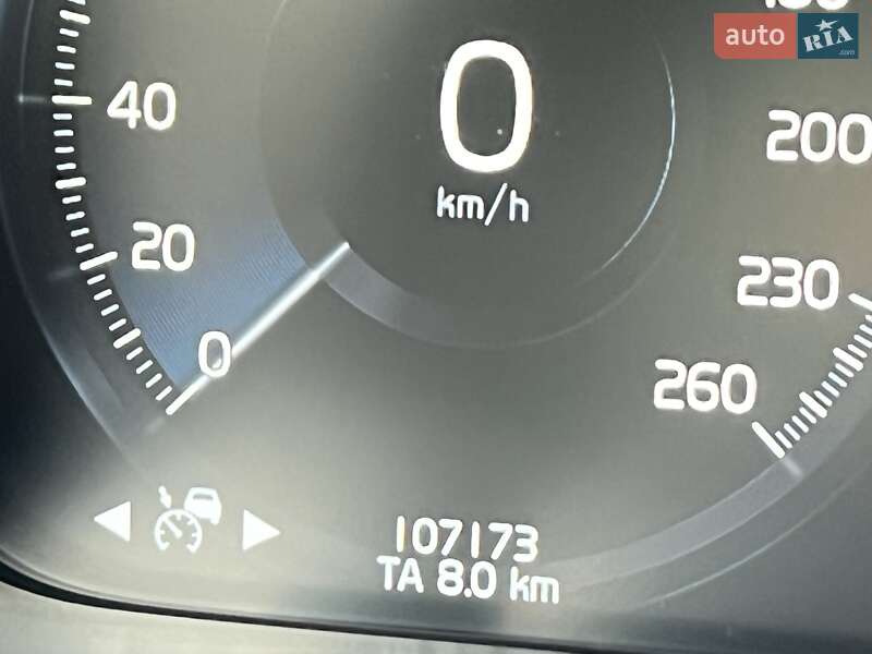 Універсал Volvo V90 Cross Country 2018 в Києві