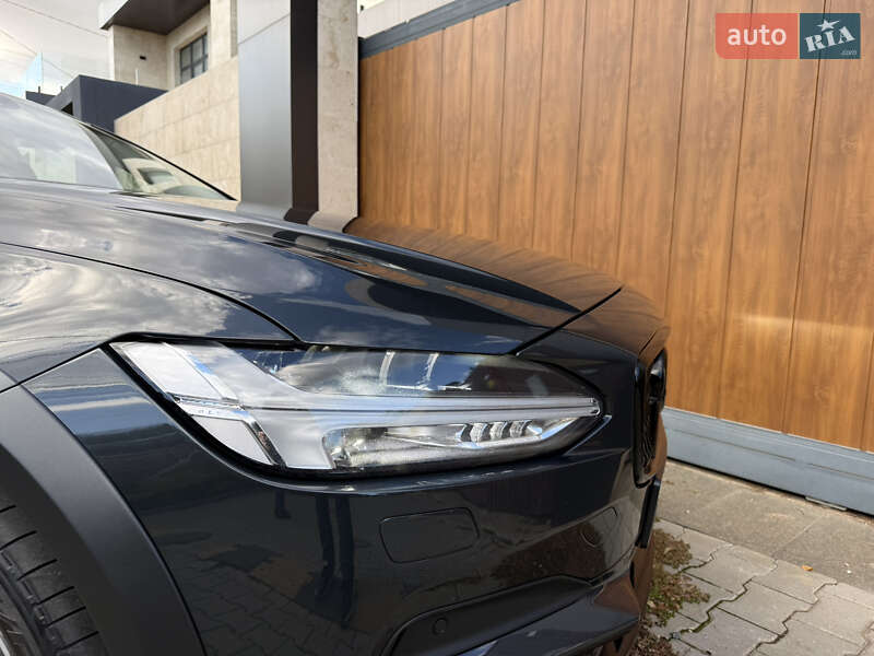 Універсал Volvo V90 Cross Country 2020 в Одесі фото 4 Універсал Volvo V90 Cross Country 2020 в Одесі