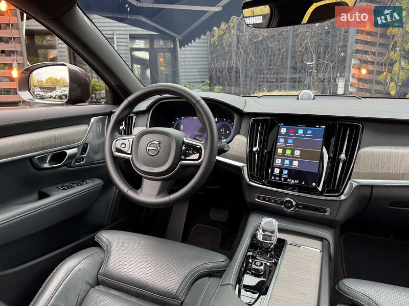 Універсал Volvo V90 Cross Country 2023 в Києві фото 15 Універсал Volvo V90 Cross Country 2023 в Києві