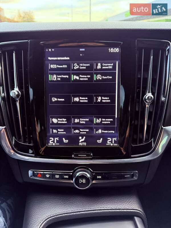 Универсал Volvo V90 Cross Country 2017 в Киеве фото 23 Универсал Volvo V90 Cross Country 2017 в Киеве