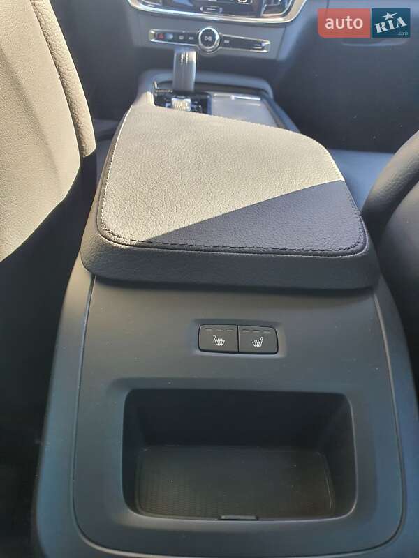 Універсал Volvo V90 Cross Country 2020 в Хмельницькому