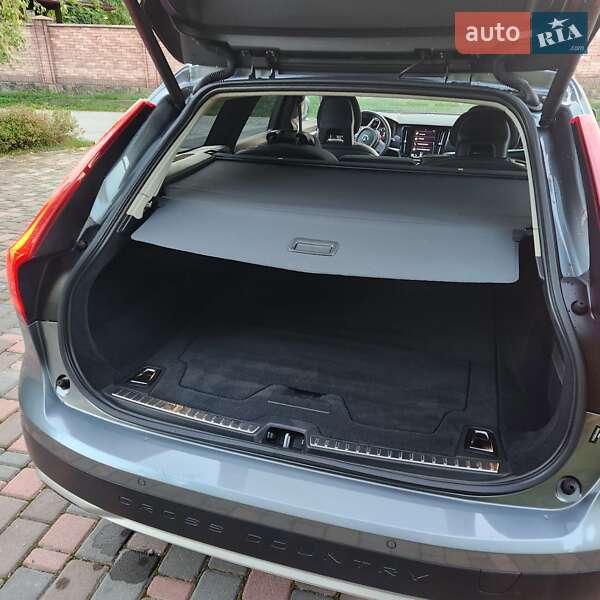 Универсал Volvo V90 Cross Country 2017 в Ивано-Франковске фото 34 Универсал Volvo V90 Cross Country 2017 в Ивано-Франковске
