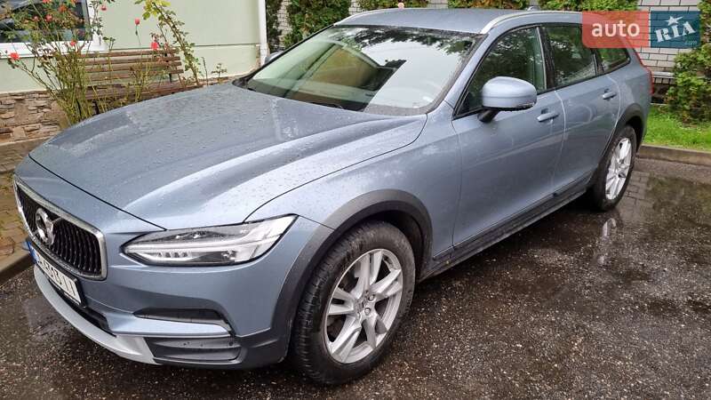 Универсал Volvo V90 Cross Country 2018 в Черкассах