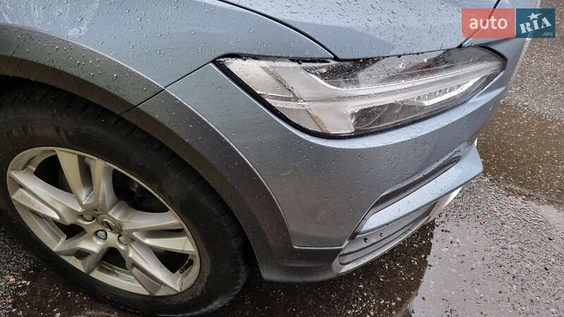 Универсал Volvo V90 Cross Country 2018 в Черкассах
