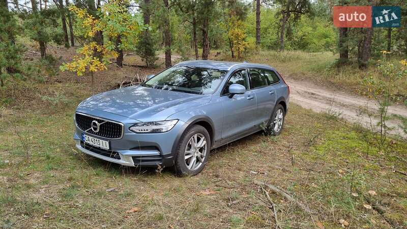Универсал Volvo V90 Cross Country 2018 в Черкассах
