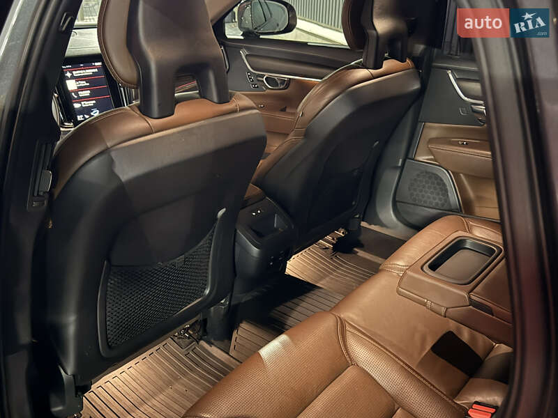 Универсал Volvo V90 Cross Country 2018 в Киеве