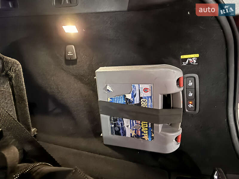 Универсал Volvo V90 Cross Country 2018 в Киеве