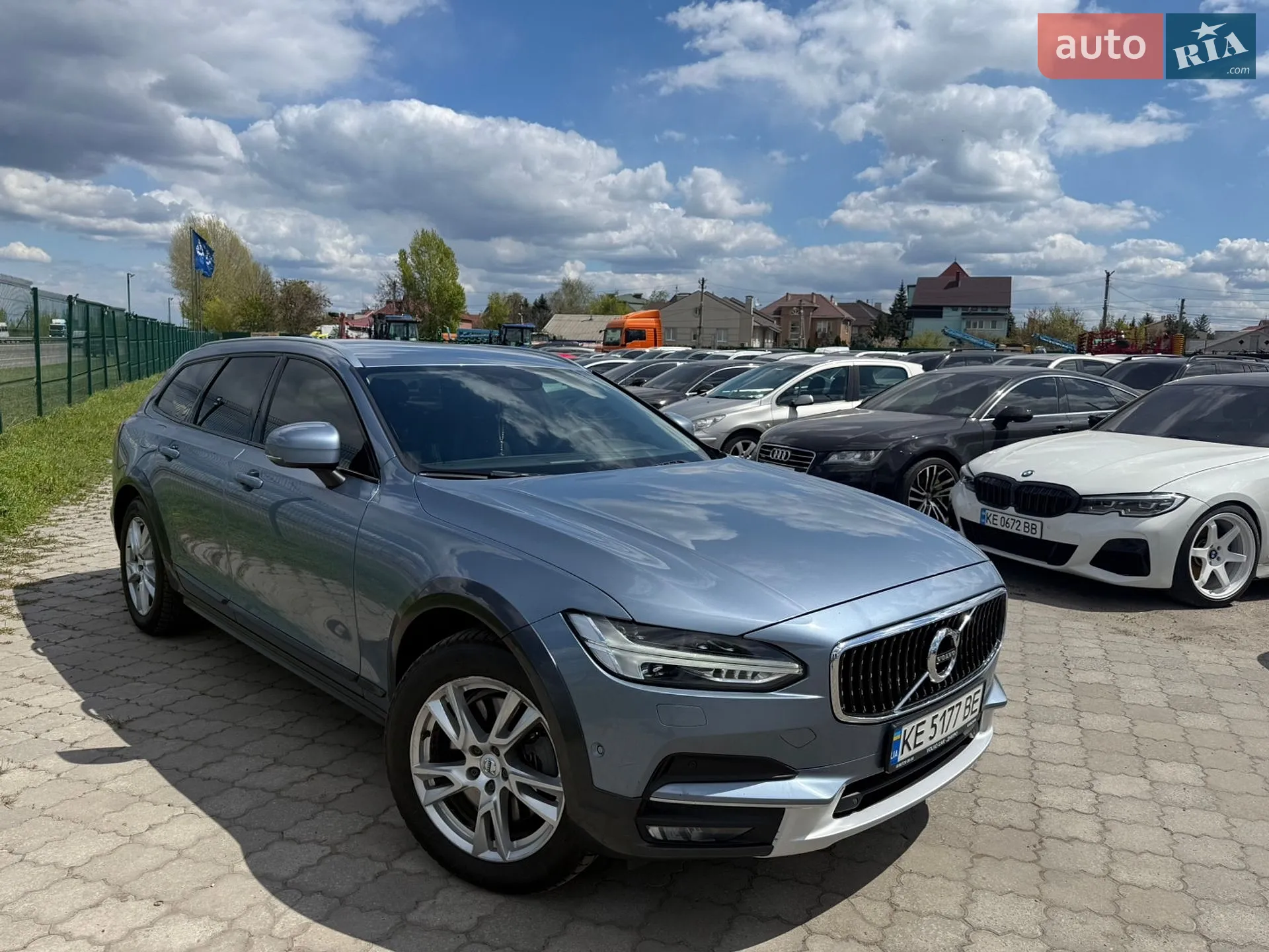 Volvo V90 Cross Country 2017