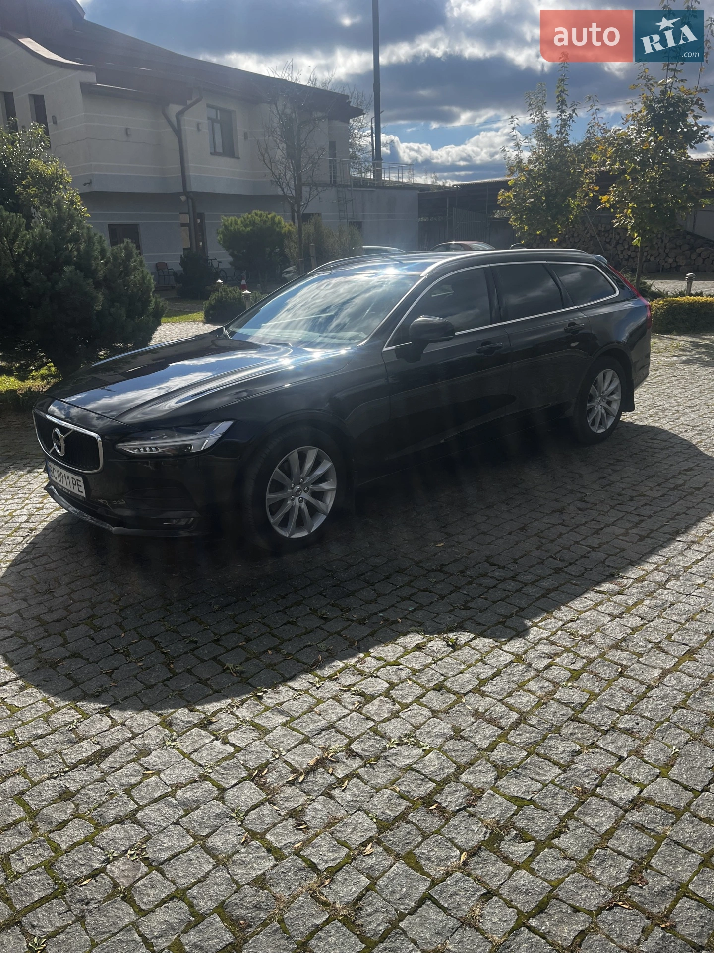2017 Volvo V90 - мініатюра 8
