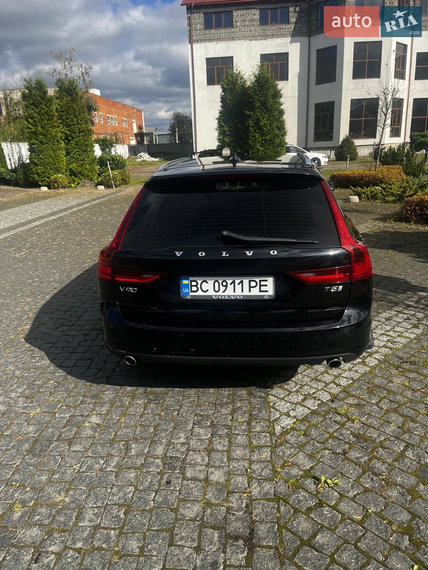 2017 Volvo V90 - мініатюра 12