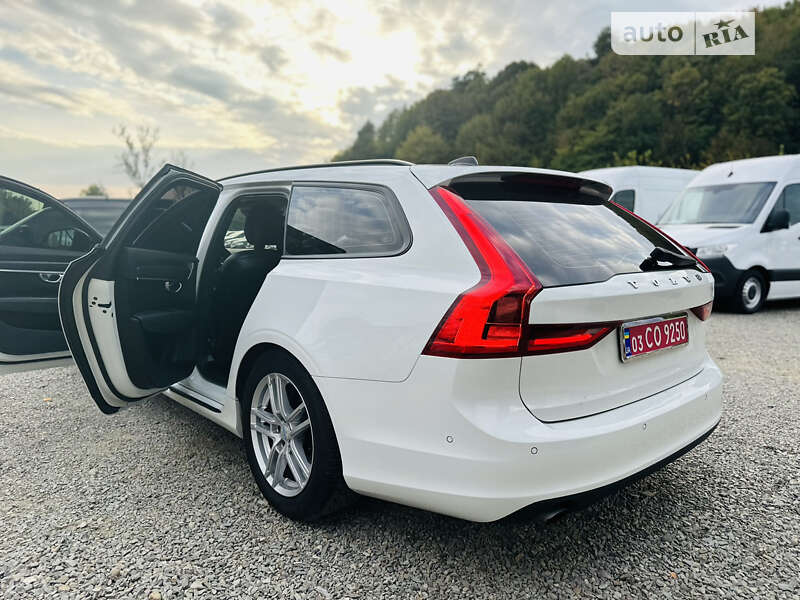 Универсал Volvo V90 2018 в Иршаве
