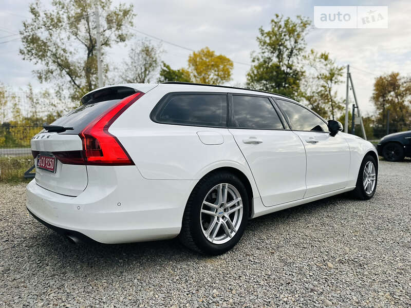 Универсал Volvo V90 2018 в Иршаве