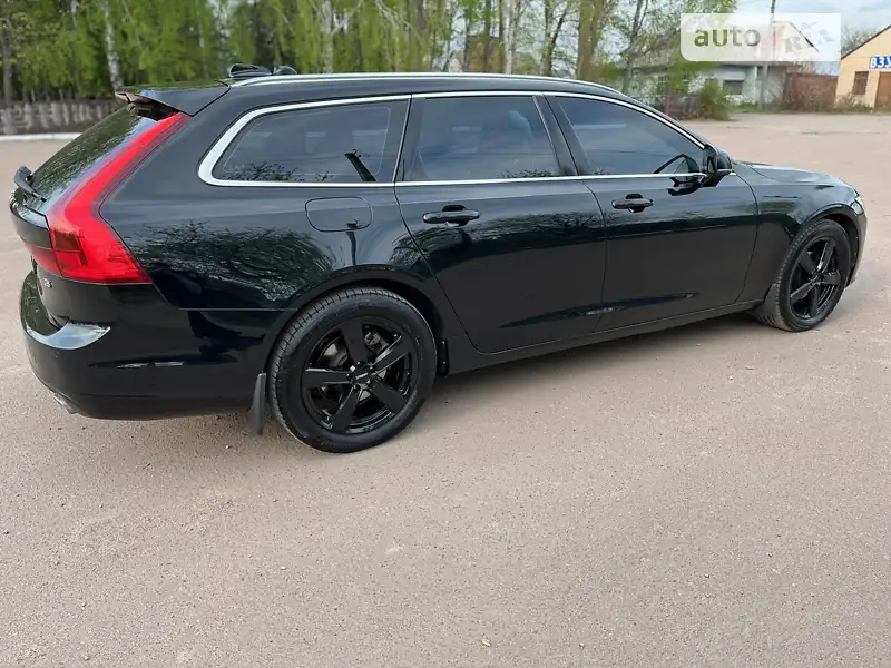 Volvo V90 2017