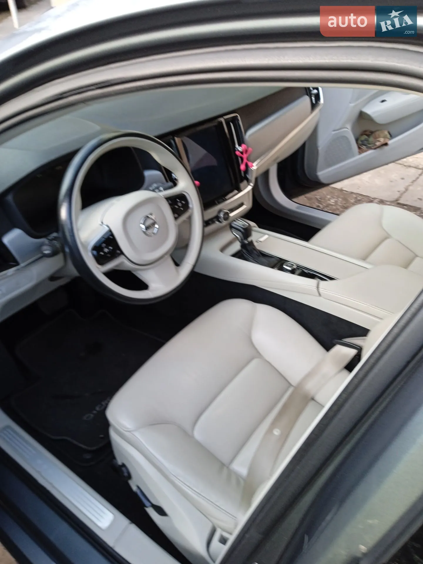 2017 Volvo V90 - мініатюра 4