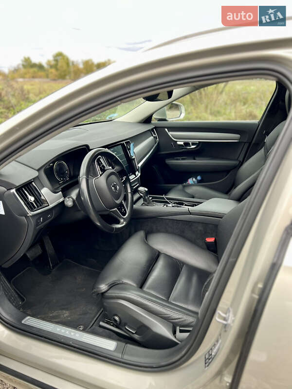 Универсал Volvo V90 2018 в Киеве