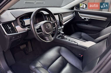 Универсал Volvo V90 2019 в 