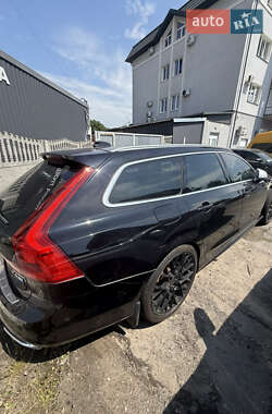 Универсал Volvo V90 2019 в 