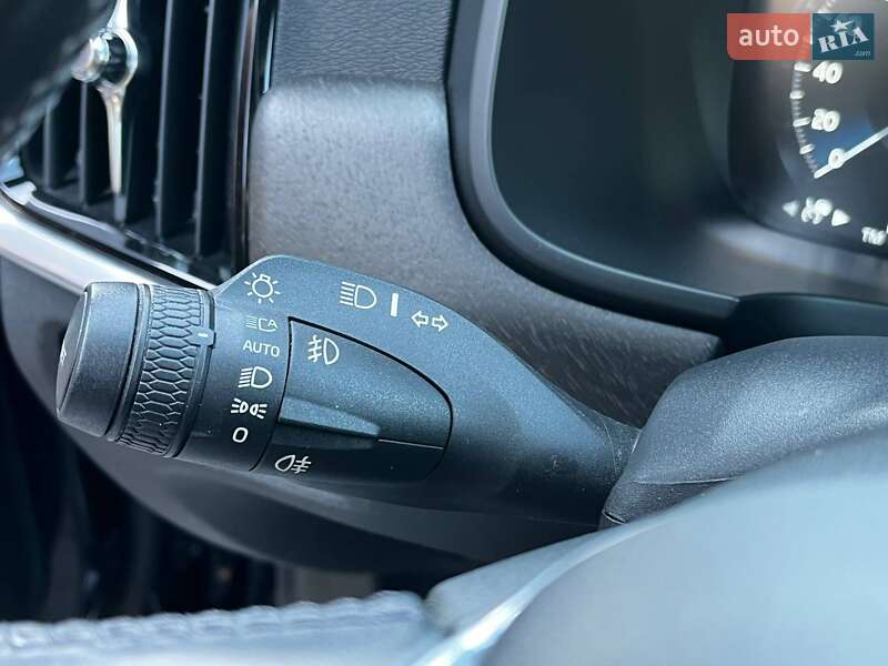 Универсал Volvo V90 2017 в Киеве фото 20 Универсал Volvo V90 2017 в Киеве