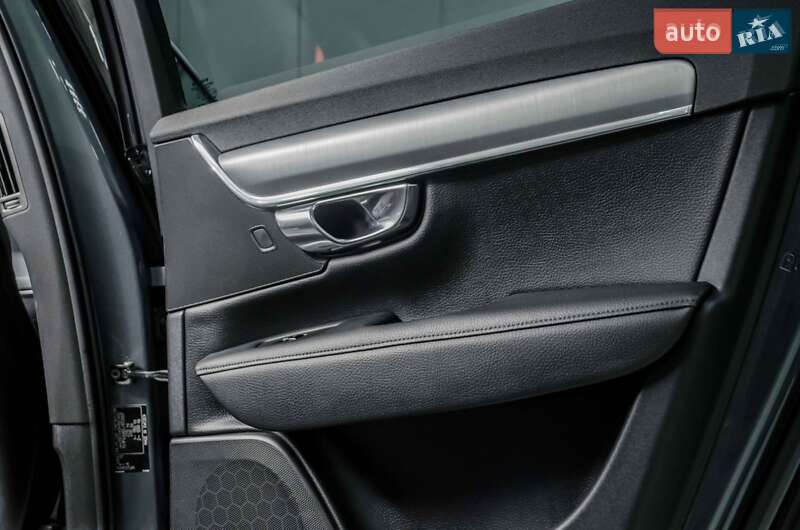 Универсал Volvo V90 2017 в Коломые фото 18 Универсал Volvo V90 2017 в Коломые