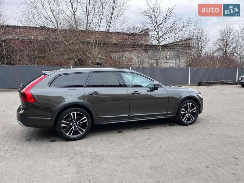 Универсал Volvo V90 2017 в Ивано-Франковске