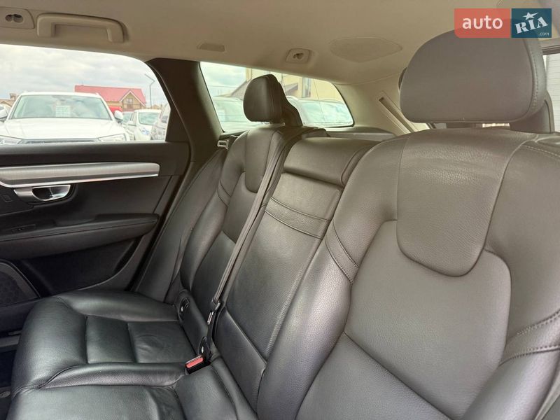 Універсал Volvo V90 2017 в Стрию