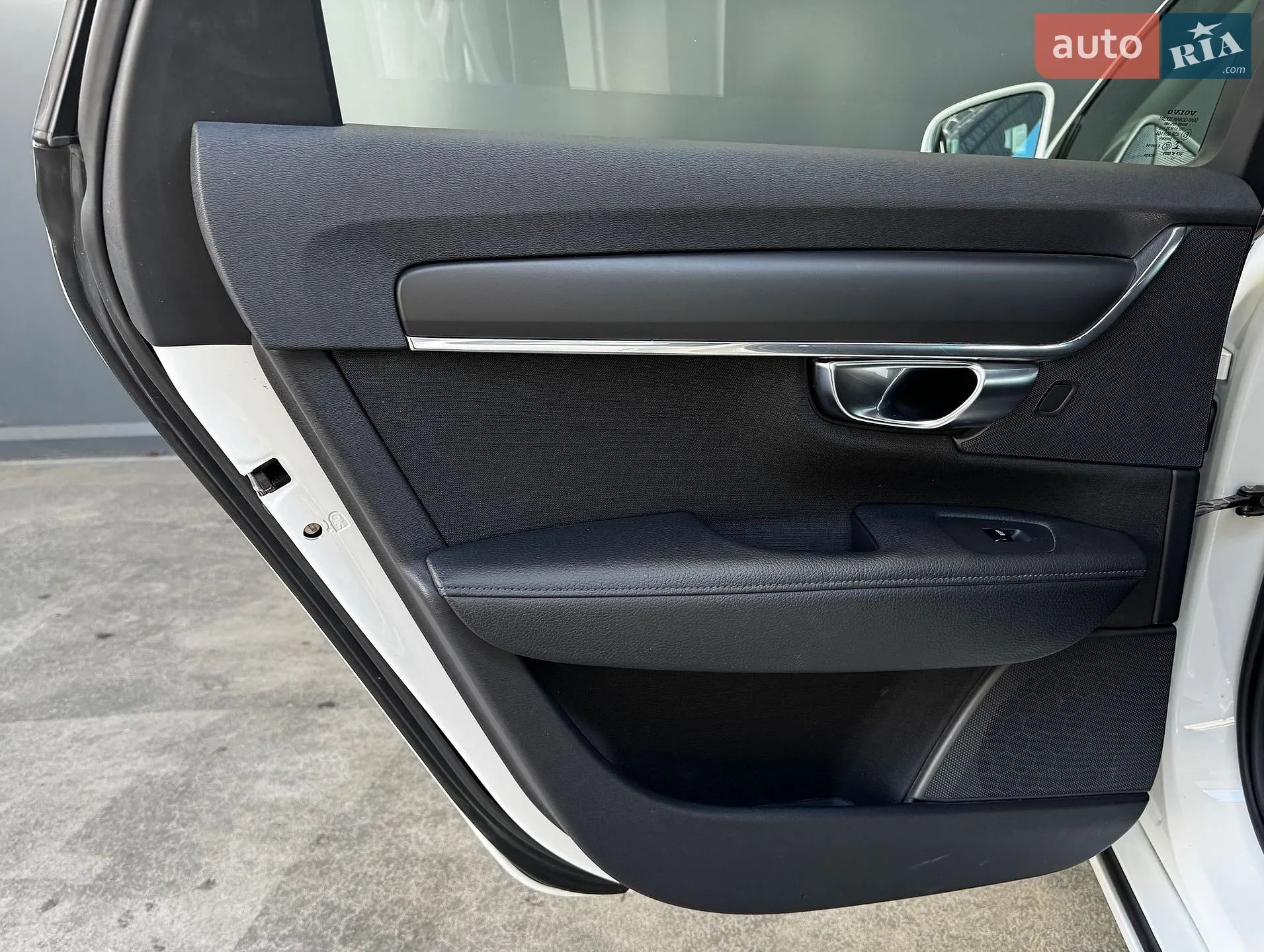 2017 Volvo V90 - мініатюра 37