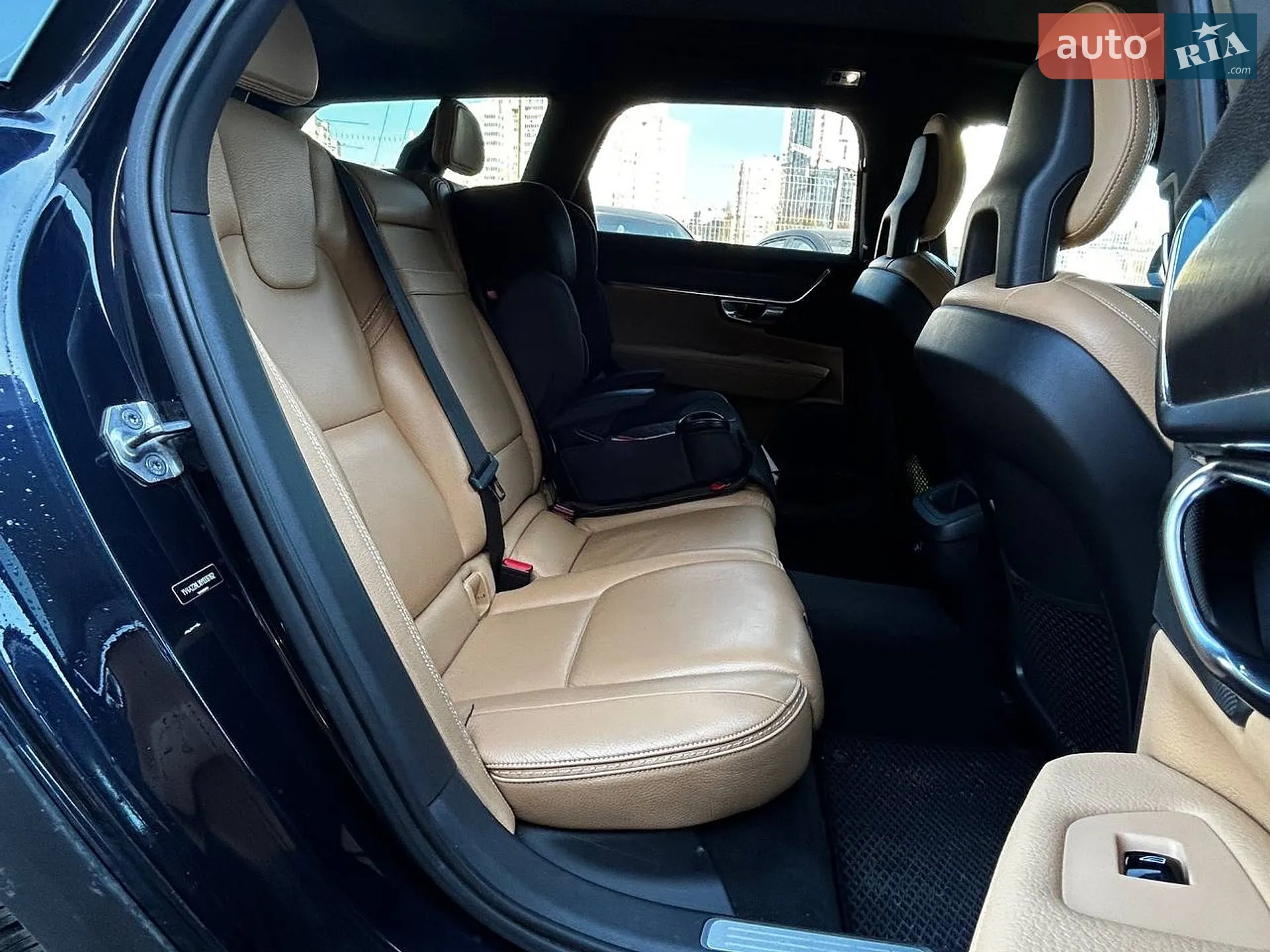 2017 Volvo V90 - мініатюра 11