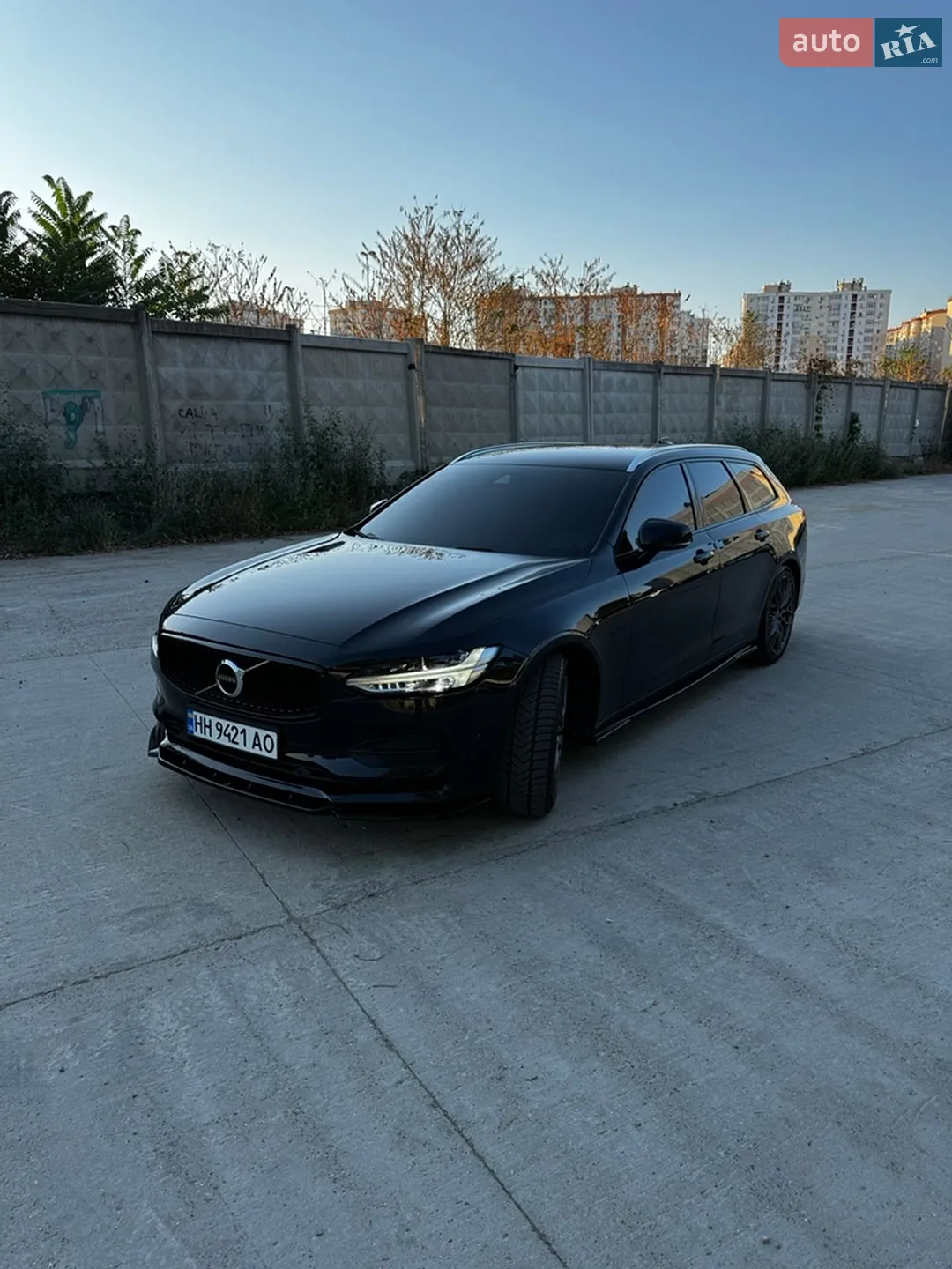2017 Volvo V90 - мініатюра 11
