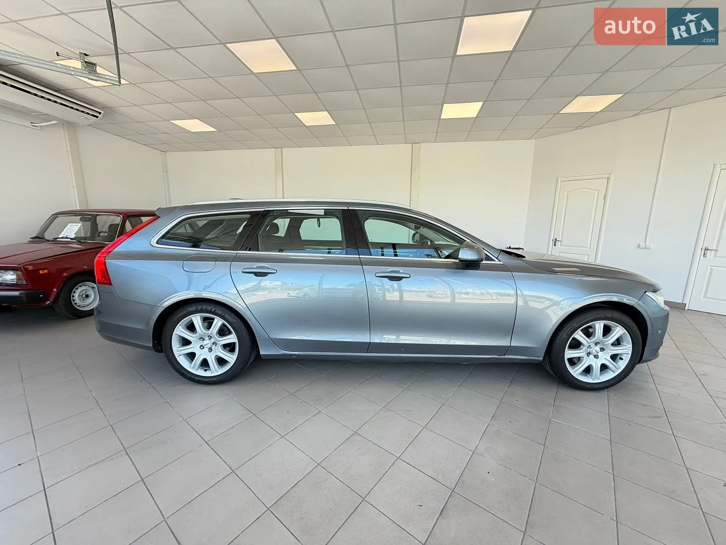 2017 Volvo V90 - мініатюра 17