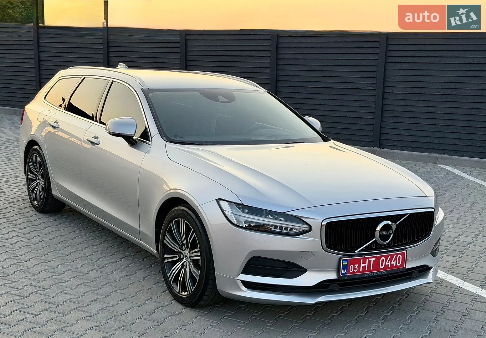 2017 Volvo V90 - мініатюра 9