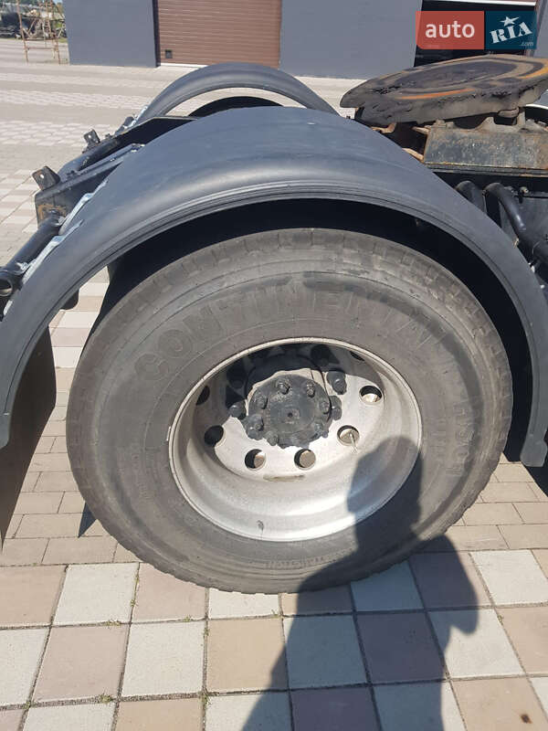 Тягач Volvo VNL 630 2005 в Києві