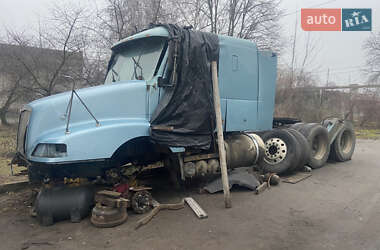 Тягач Volvo VNL 660 2003 в Виннице