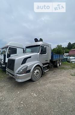 Кран-манипулятор Volvo VNL 670 2003 в Киеве