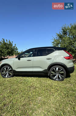 Внедорожник / Кроссовер Volvo XC40 Recharge 2021 в Ровно