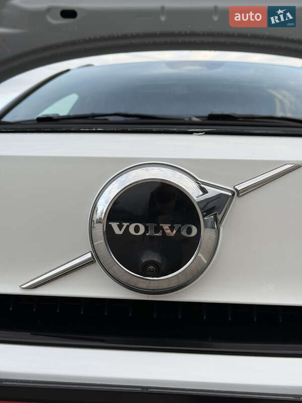 Внедорожник / Кроссовер Volvo XC40 Recharge 2024 в Ровно