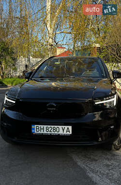 Внедорожник / Кроссовер Volvo XC40 Recharge 2022 в 