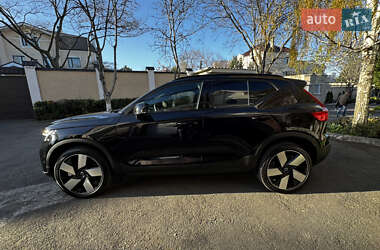 Внедорожник / Кроссовер Volvo XC40 Recharge 2022 в 