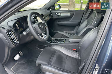 Внедорожник / Кроссовер Volvo XC40 Recharge 2021 в 