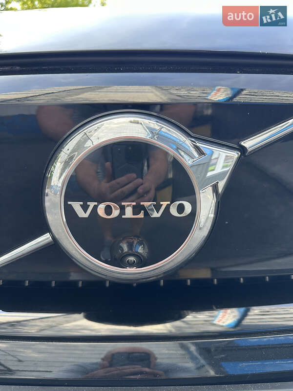 Внедорожник / Кроссовер Volvo XC40 Recharge 2023 в Киеве