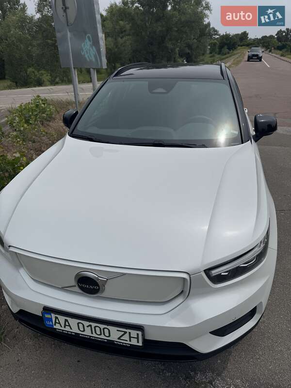 Внедорожник / Кроссовер Volvo XC40 Recharge 2021 в Киеве