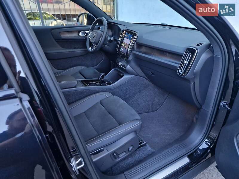 Внедорожник / Кроссовер Volvo XC40 Recharge 2022 в Одессе
