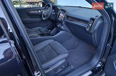 Внедорожник / Кроссовер Volvo XC40 Recharge 2022 в 