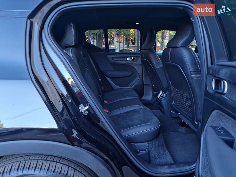 Внедорожник / Кроссовер Volvo XC40 Recharge 2022 в Одессе